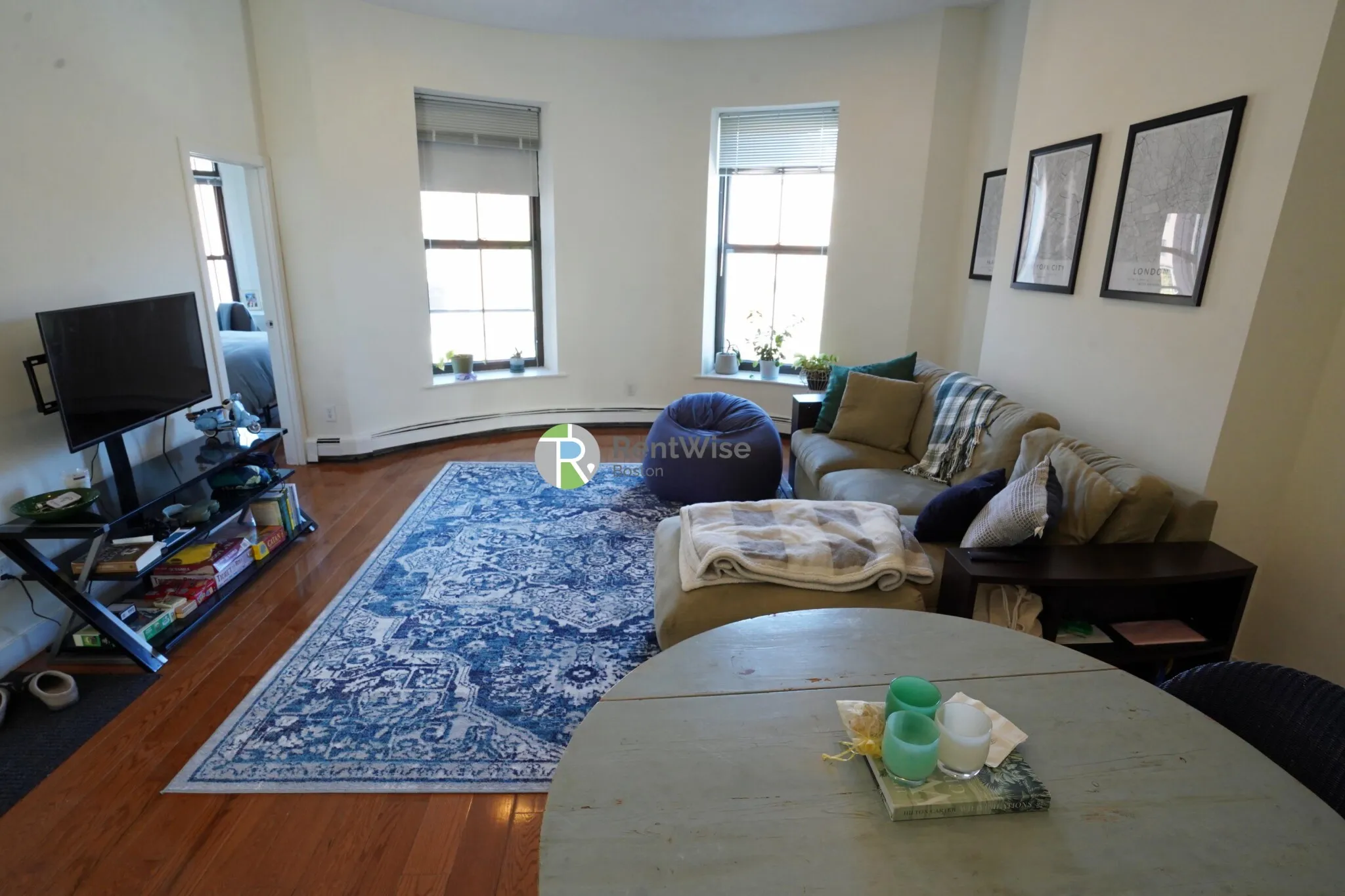 2 bed, 1 bath apartment for rent at 525 Massachusetts Ave Unit 525-2, Roxbury