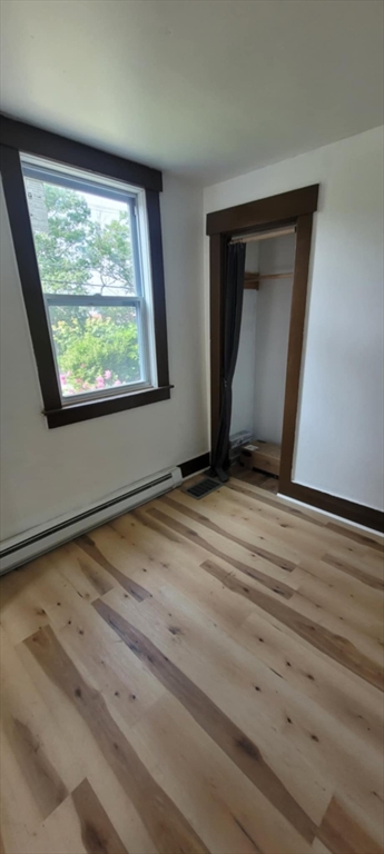 2 bed, 1 bath apartment for rent at 526 Crescent Unit 3, Athol — photo 6 of 7