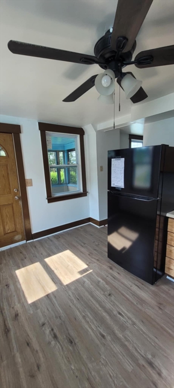 2 bed, 1 bath apartment for rent at 526 Crescent Unit 3, Athol — photo 4 of 7