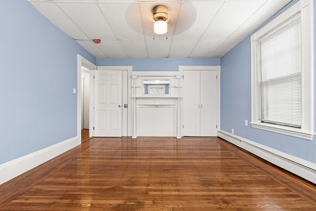 3 bed, 1 bath apartment for rent at 526 E 5th St Unit 2, South Boston — photo 15 of 27