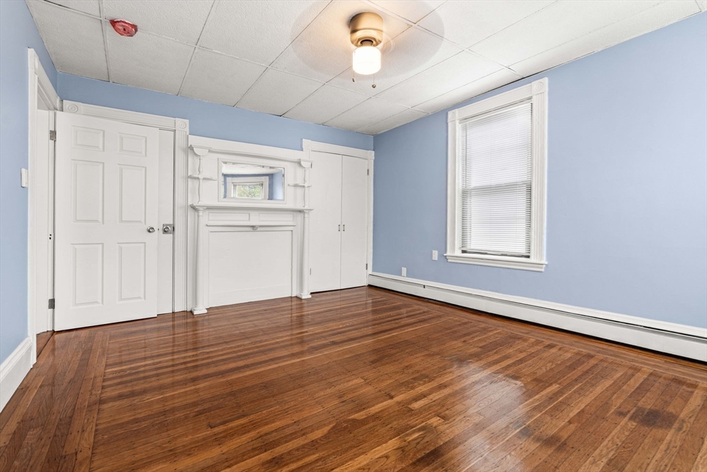3 bed, 1 bath apartment for rent at 526 E 5th St Unit 2, South Boston — photo 14 of 27