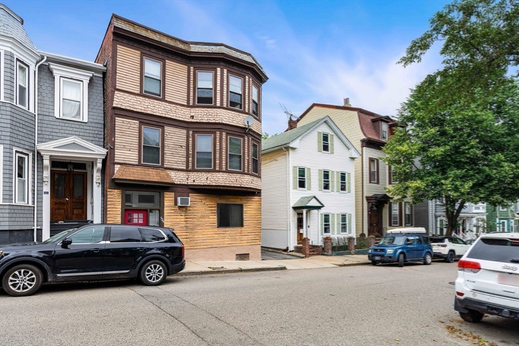 3 bed, 1 bath apartment for rent at 526 E 5th St Unit 2, South Boston — photo 27 of 27