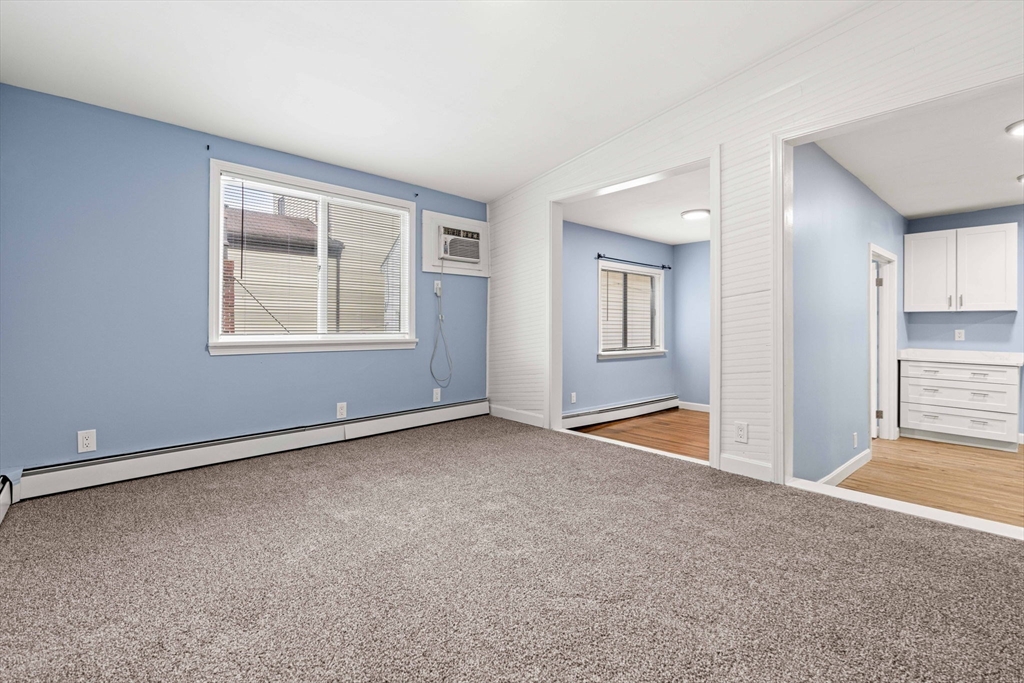 3 bed, 1 bath apartment for rent at 526 E 5th St Unit 2, South Boston — photo 10 of 27