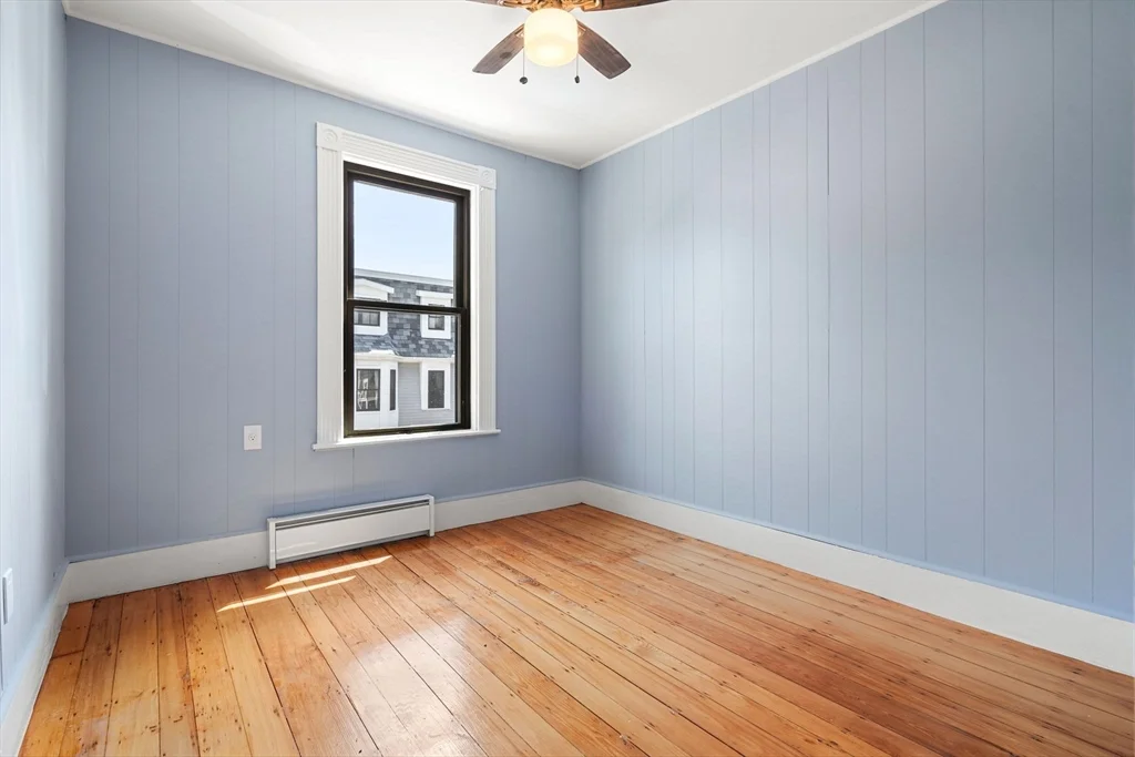 3 bed, 1 bath apartment for rent at 526 E 5th St Unit 3, South Boston — photo 17 of 24
