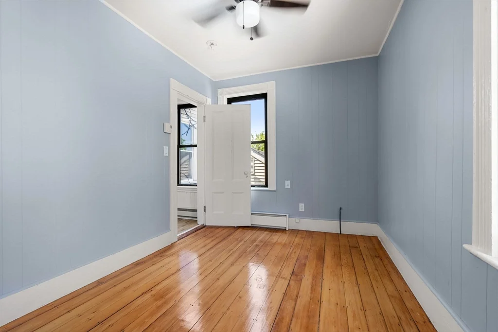 3 bed, 1 bath apartment for rent at 526 E 5th St Unit 3, South Boston — photo 19 of 24