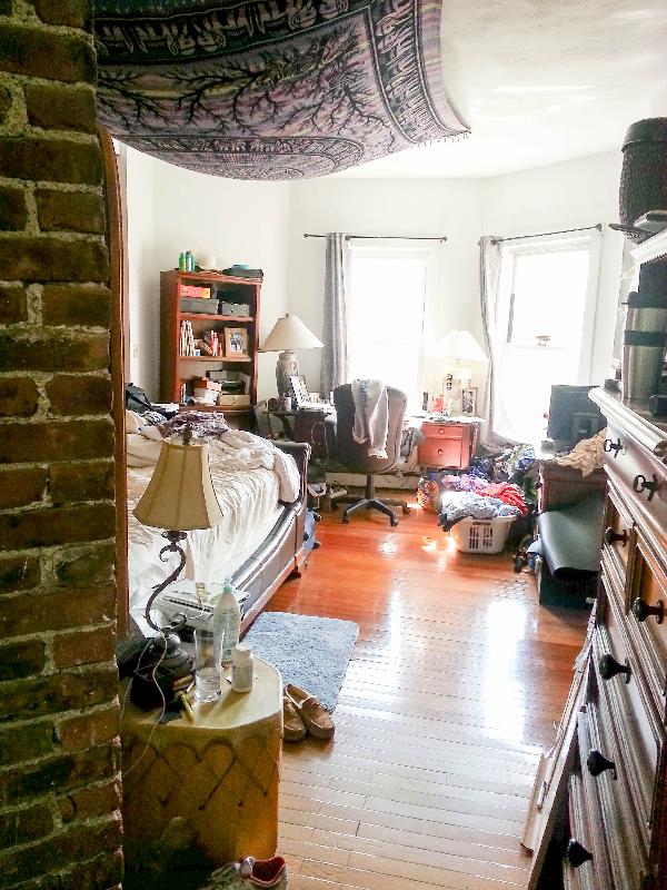 4 bed, 2 bath apartment for rent at 526 Harvard St Unit 3, North Brookline — photo 15 of 16