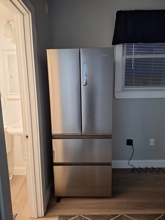 Studio bed, 1 bath apartment for rent at 527 Nantasket Ave Unit 3, Hull — photo 3 of 3