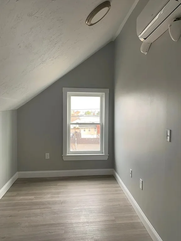 3 bed, 1 bath apartment for rent at 527 Nantasket Ave Unit 5, Hull — photo 2 of 5