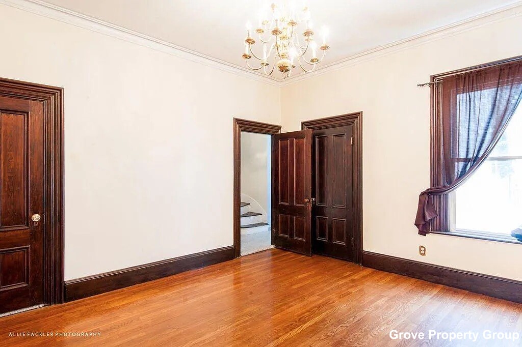 4 bed, 1 bath apartment for rent at 527 West Fourth St Unit 1, South Boston — photo 15 of 22