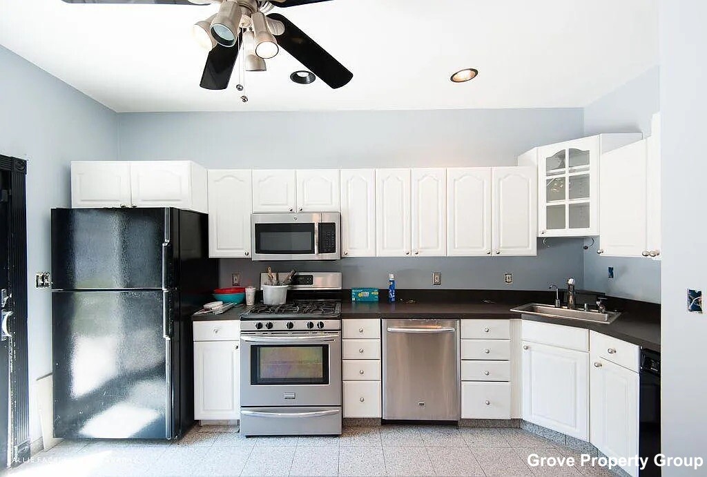 4 bed, 1 bath apartment for rent at 527 West Fourth St Unit 1, South Boston — photo 21 of 22