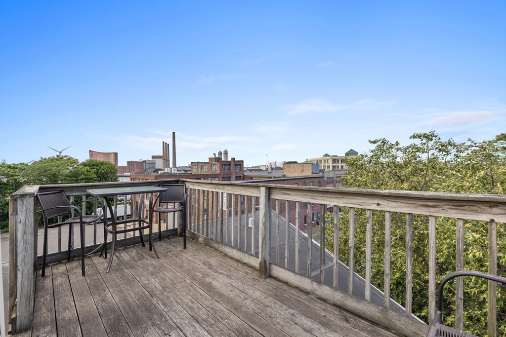 2 bed, 1 bath apartment for rent at 528 Medford Unit 3, Charlestown — photo 10 of 14