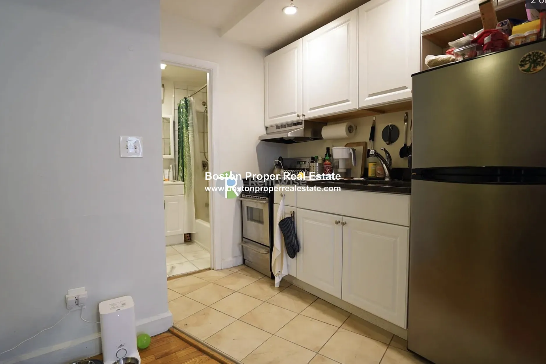 1 bed, 1 bath apartment for rent at 529 Beacon St Unit 11A, Back Bay — photo 3 of 6