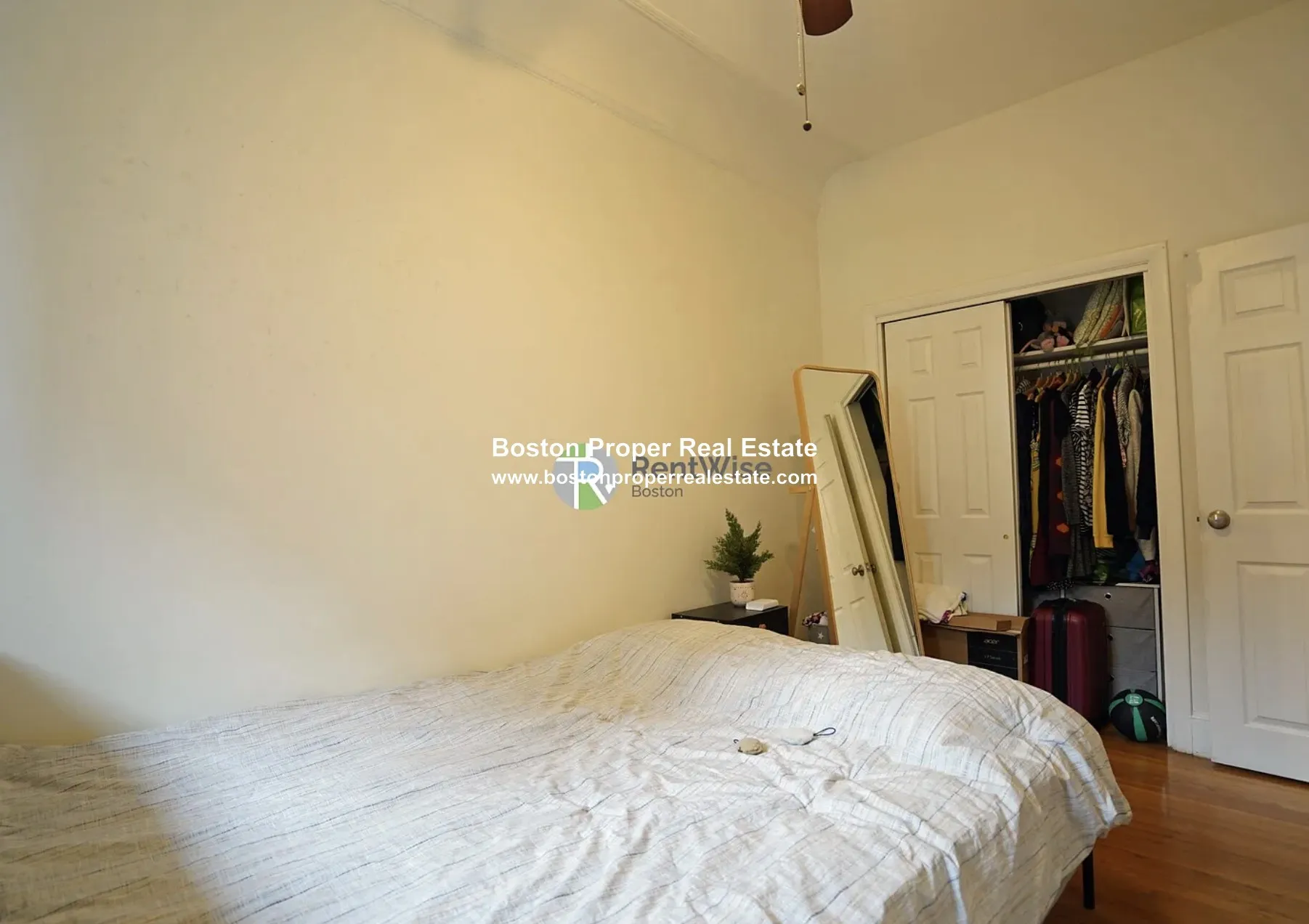 1 bed, 1 bath apartment for rent at 529 Beacon St Unit 11A, Back Bay — photo 2 of 6