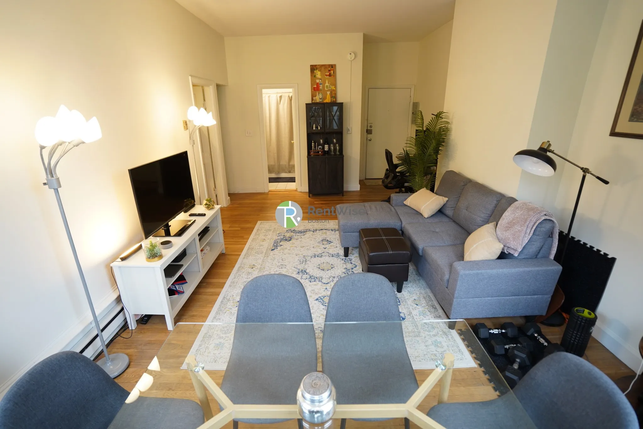 1 bed, 1 bath apartment for rent at 529 Beacon St Unit 12A, Back Bay — photo 2 of 13