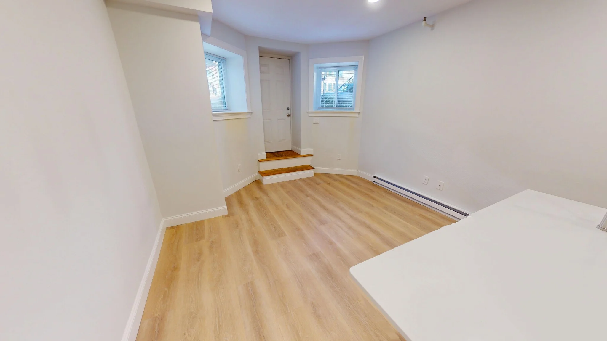 1 bed, 1 bath apartment for rent at 529 Beacon St Unit 12A, Back Bay — photo 3 of 13