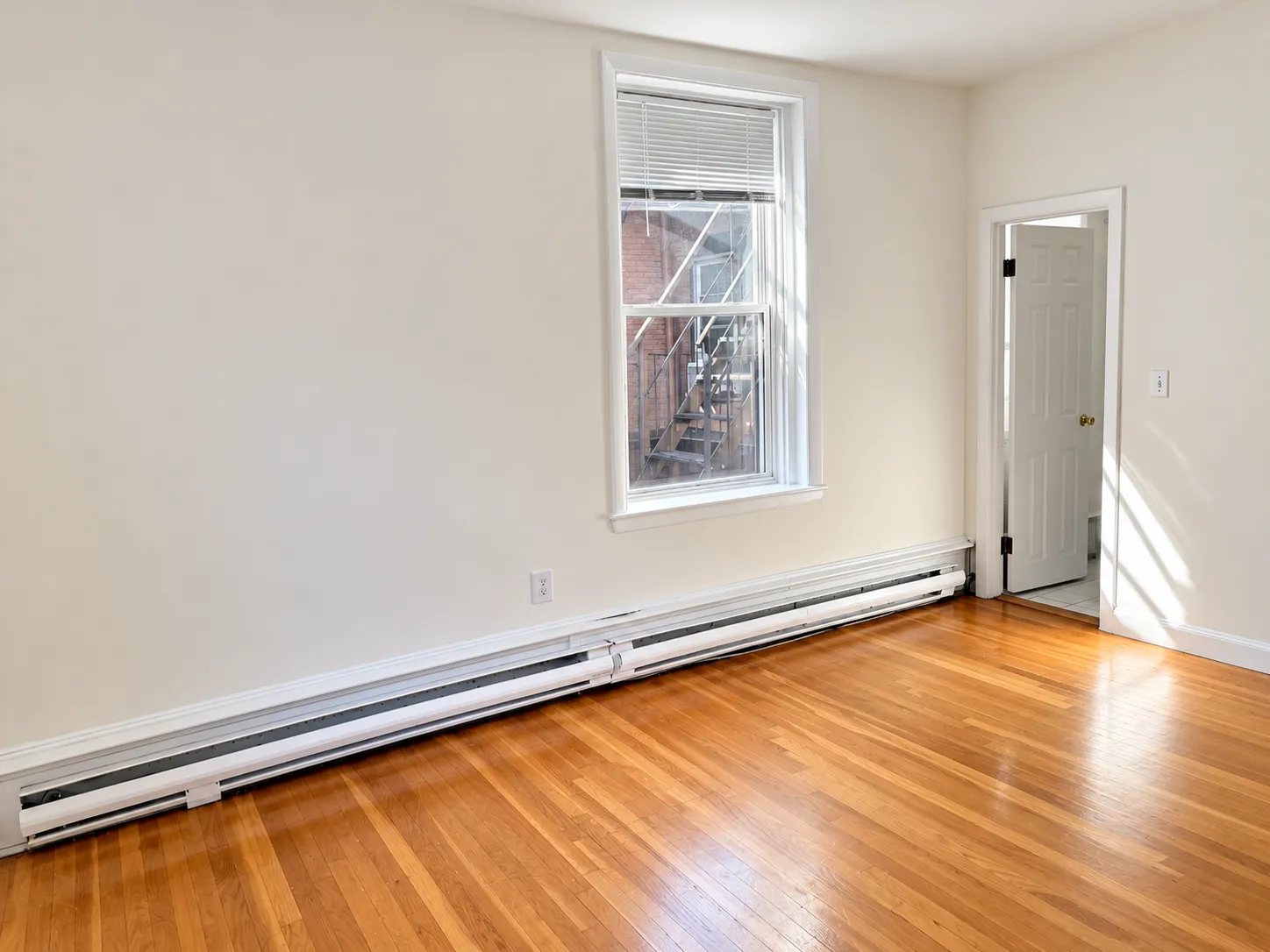 Studio bed, 1 bath apartment for rent at 529 Beacon St Unit 1O, Back Bay — photo 2 of 7