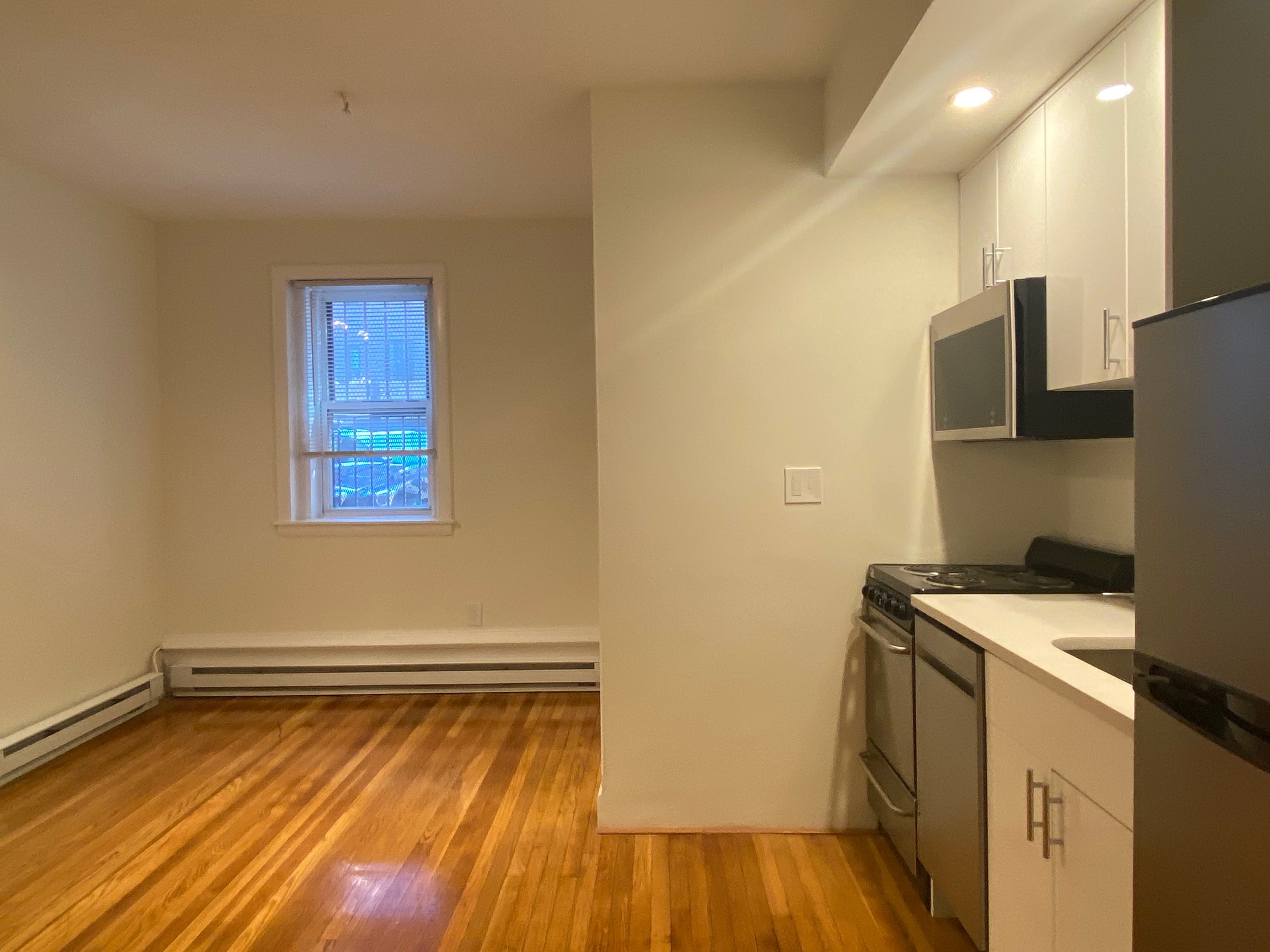 Studio bed, 1 bath apartment for rent at 529 Beacon St Unit 3, Back Bay — photo 10 of 10