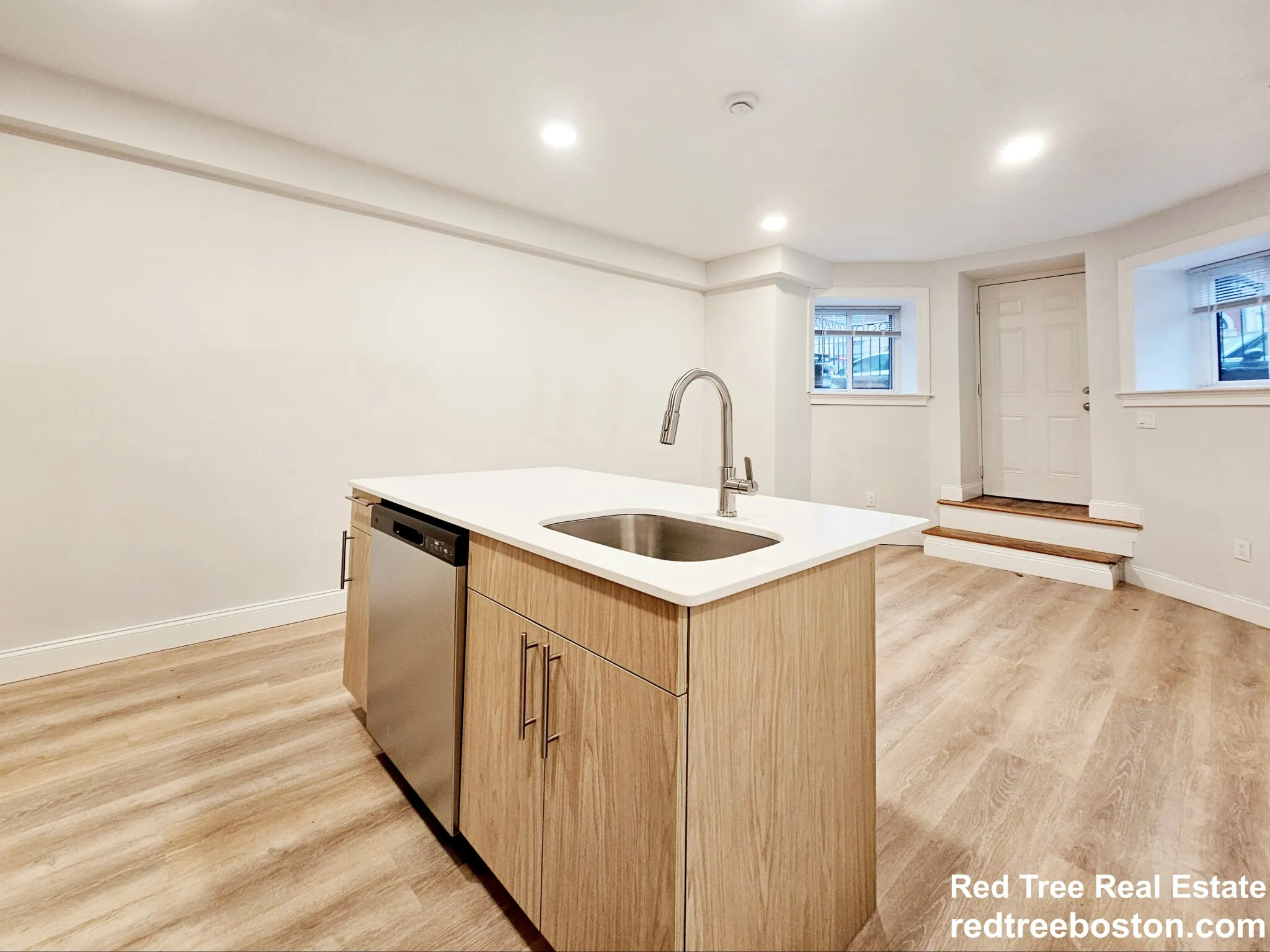 1 bed, 1 bath apartment for rent at 529 Beacon St Unit 4, Back Bay — photo 3 of 11