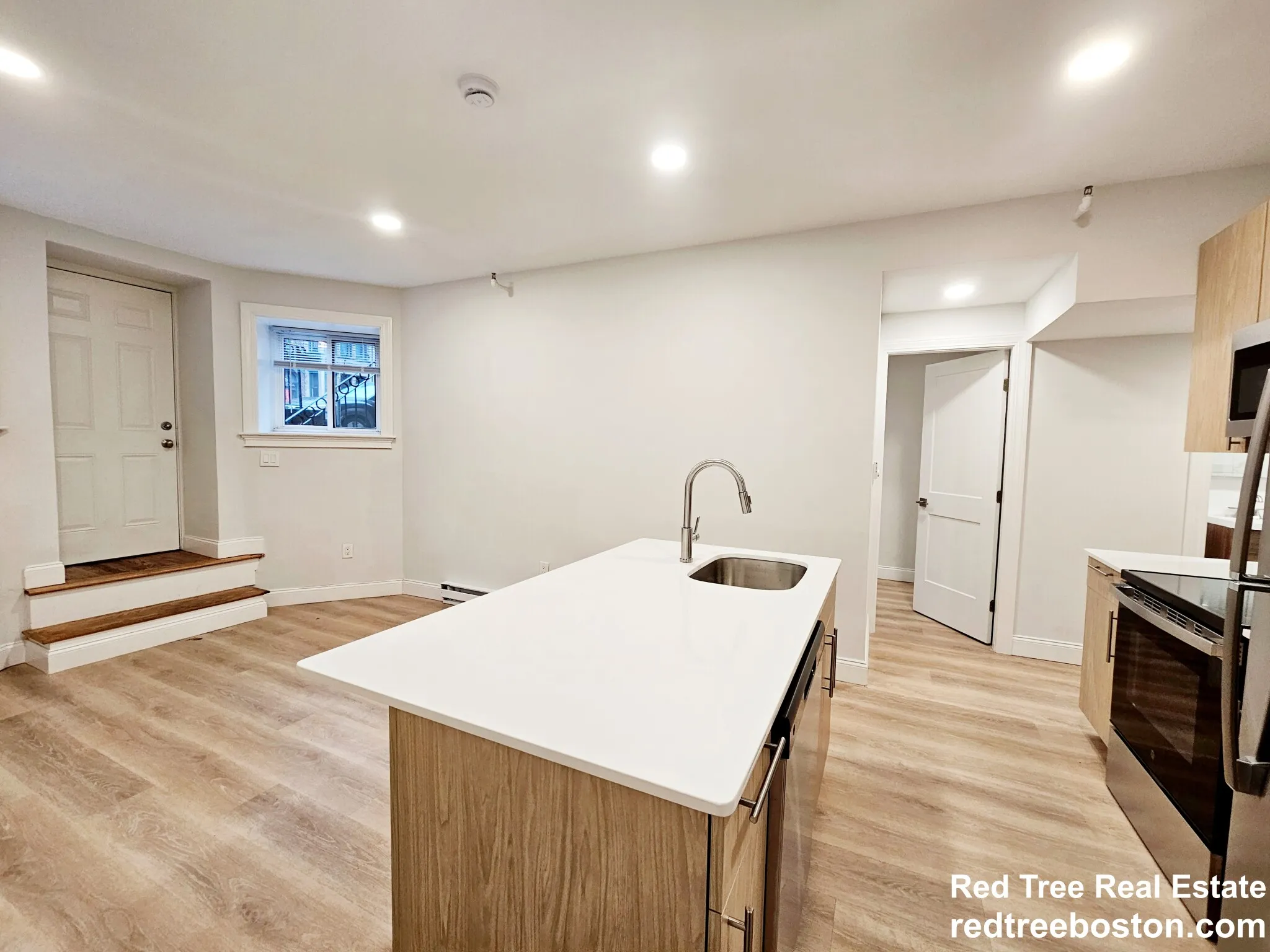 1 bed, 1 bath apartment for rent at 529 Beacon St Unit 4, Back Bay — photo 4 of 11