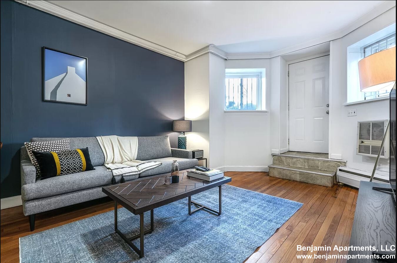 1 bed, 1 bath apartment for rent at 529 Beacon St Unit 4O, Back Bay — photo 1 of 7