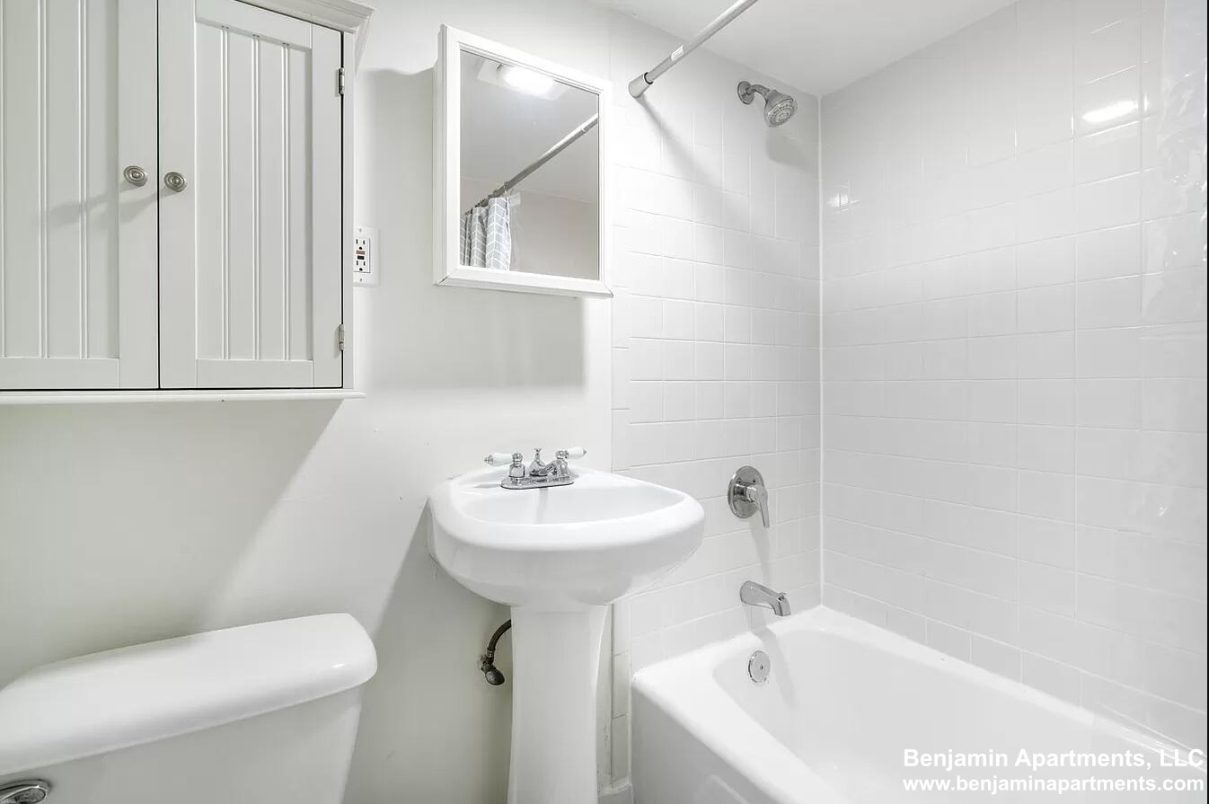 1 bed, 1 bath apartment for rent at 529 Beacon St Unit 4O, Back Bay — photo 7 of 7
