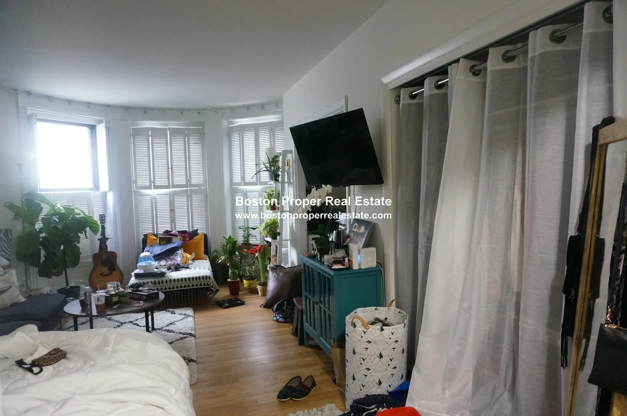 Studio bed, 1 bath apartment for rent at 529 Beacon St Unit 6, Back Bay — photo 1 of 5