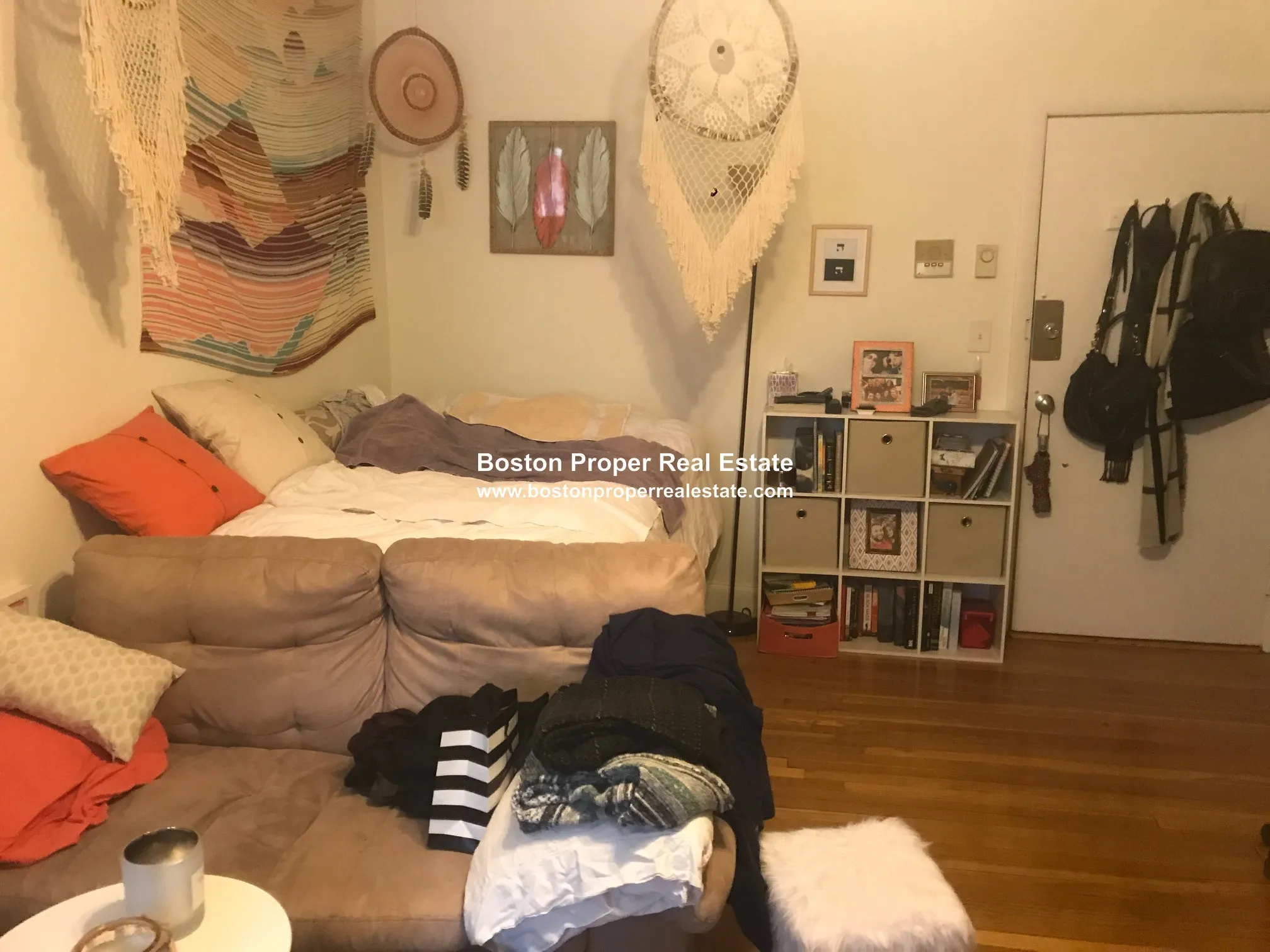 Studio bed, 1 bath apartment for rent at 529 Beacon St Unit 9, Back Bay — photo 4 of 8