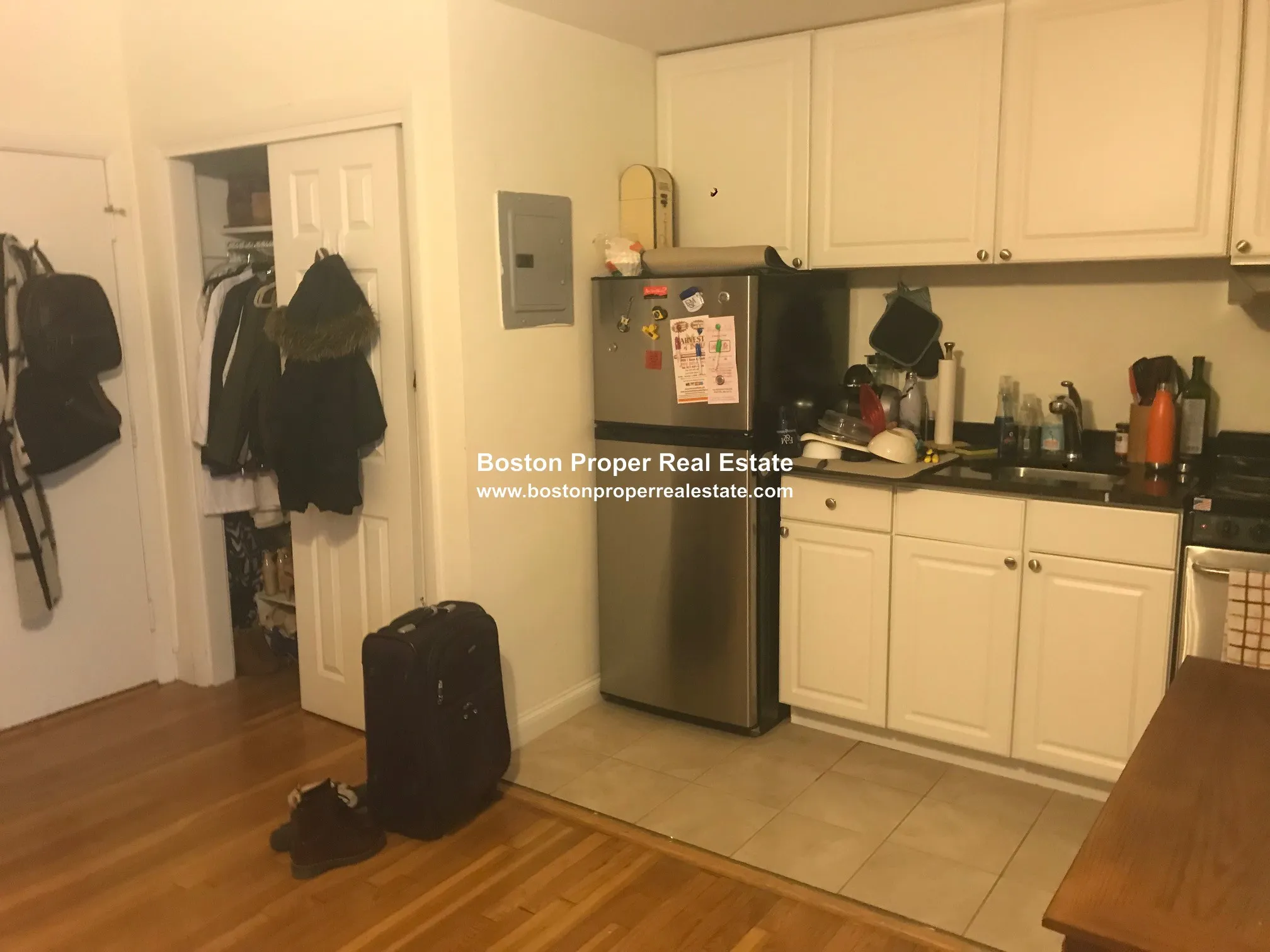 Studio bed, 1 bath apartment for rent at 529 Beacon St Unit 9, Back Bay — photo 5 of 8