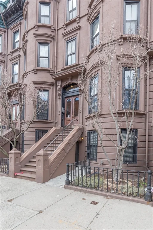 1 bed, 1 bath apartment for rent at 529 Columbus Ave Unit 14, South End — photo 16 of 17