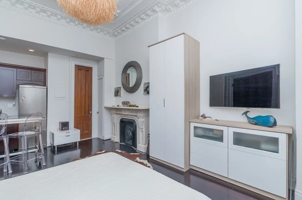 Studio bed, 1 bath apartment for rent at 529 Columbus Ave Unit 17, South End — photo 1 of 9