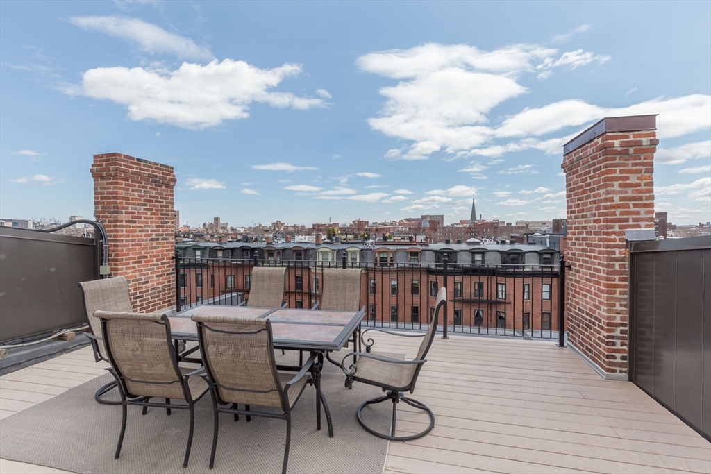 2 bed, 1 bath apartment for rent at 529 Columbus Ave Unit 21, South End — photo 16 of 17