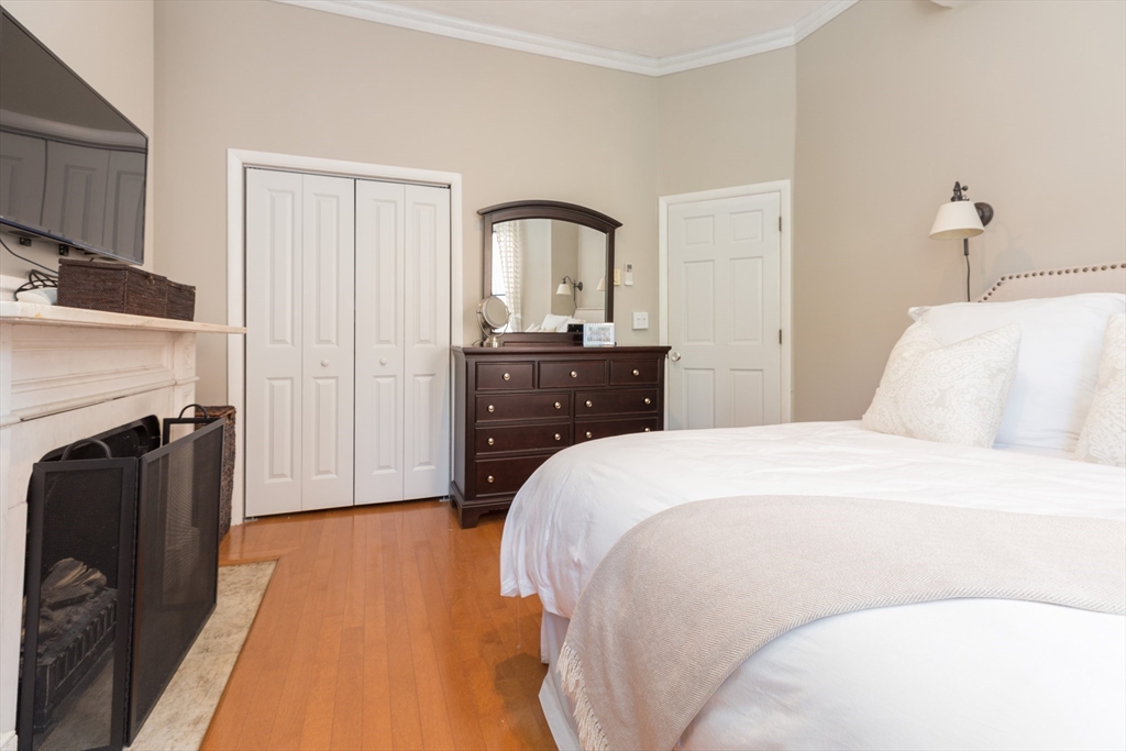 2 bed, 1 bath apartment for rent at 529 Columbus Ave Unit 21, South End — photo 11 of 17