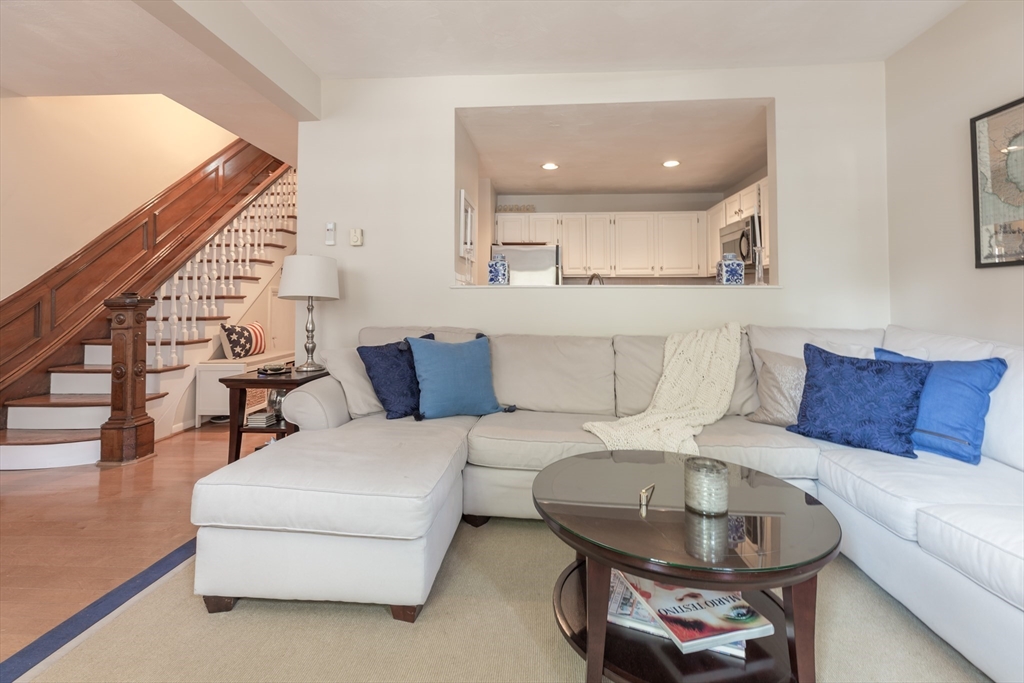 2 bed, 1 bath apartment for rent at 529 Columbus Ave Unit 21, South End — photo 3 of 17