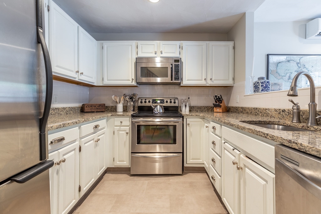 2 bed, 1 bath apartment for rent at 529 Columbus Ave Unit 21, South End — photo 5 of 17