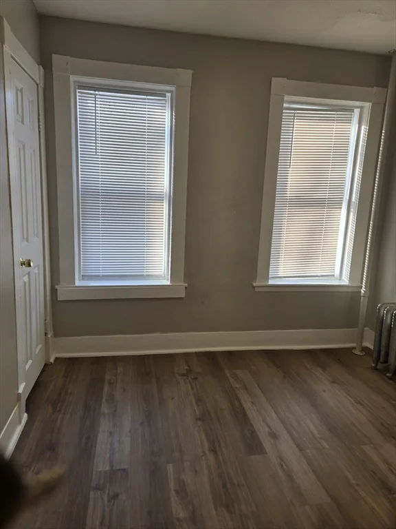 3 bed, 1 bath apartment for rent at 529 Union St Unit 1r, Hill McKnight — photo 9 of 13