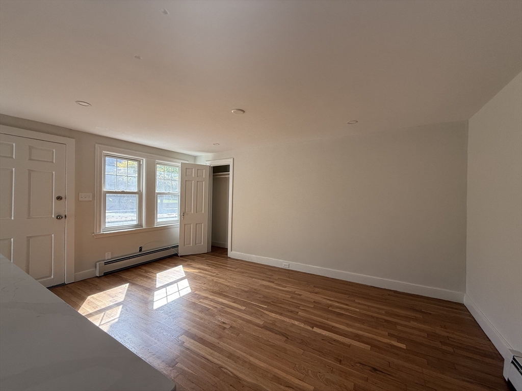 1 bed, 1 bath apartment for rent at 5297 Washington St Unit 1, West Roxbury — photo 4 of 15