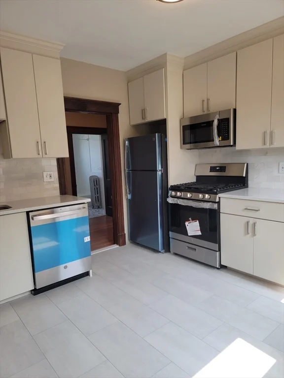 3 bed, 1 bath apartment for rent at 53 Adamson St Unit 53, Allston — photo 2 of 8