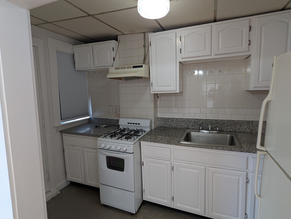 2 bed, 1 bath apartment for rent at 53 Archdale Rd Unit 53, Roslindale — photo 8 of 11