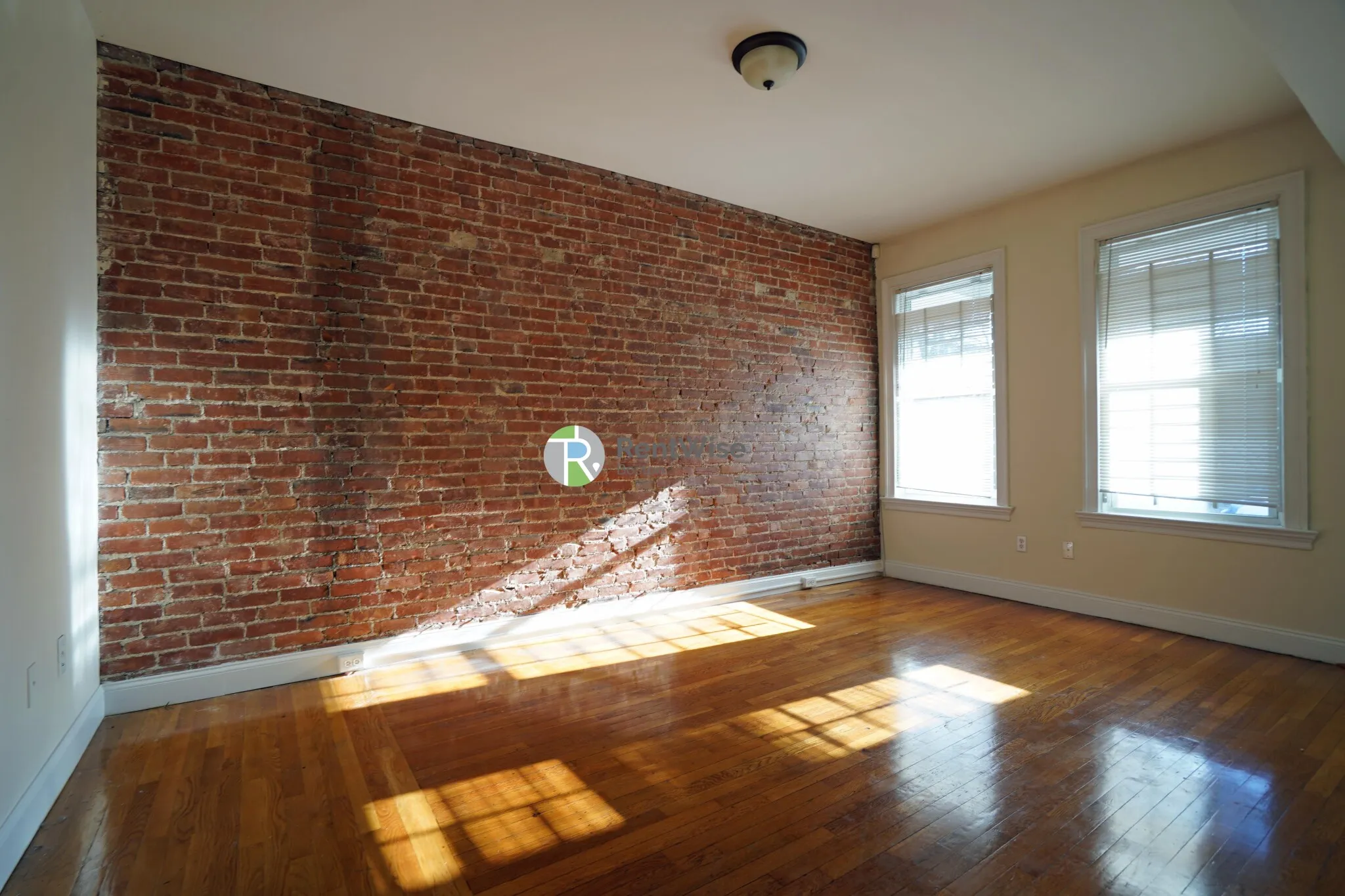 2 bed, 2 bath apartment for rent at 53 Ashford St Unit 2, Allston — photo 3 of 18
