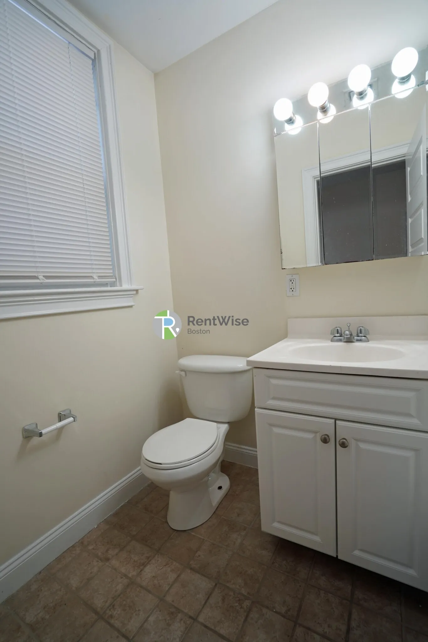 2 bed, 2 bath apartment for rent at 53 Ashford St Unit 2, Allston — photo 11 of 18