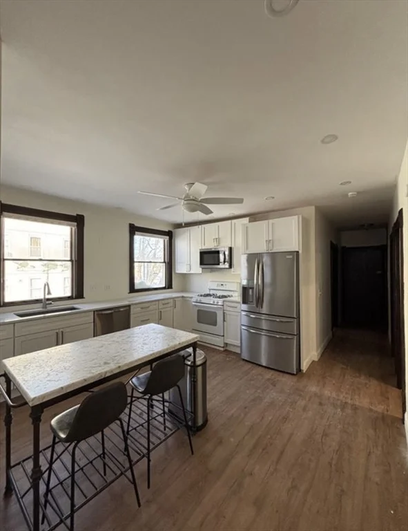 3 bed, 1 bath apartment for rent at 53 Barclay St Unit 1, Worcester — photo 2 of 17