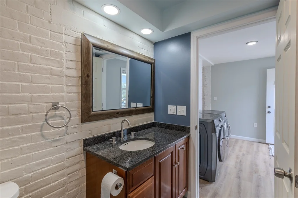 3 bed, 1 bath apartment for rent at 53 Berkley Unit B, Taunton — photo 23 of 36