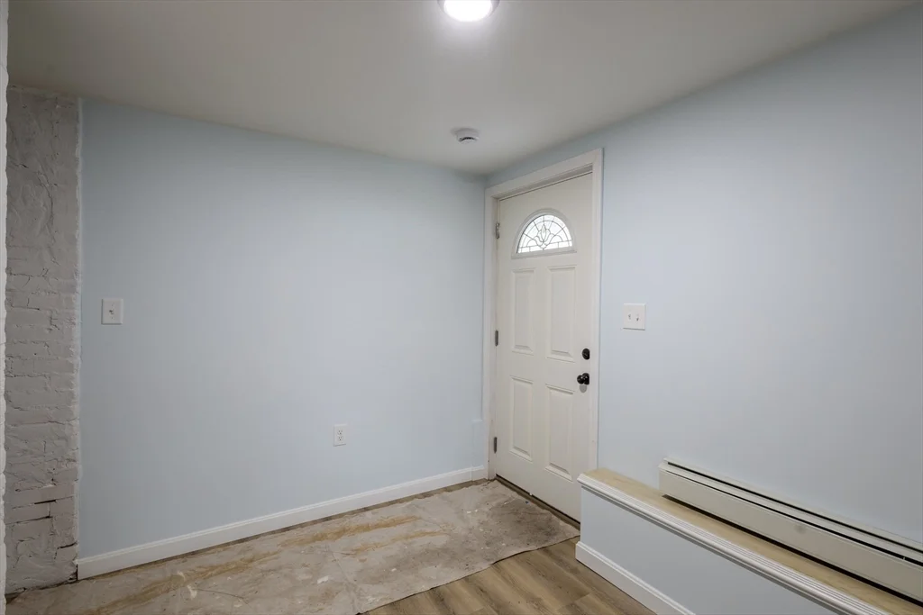 3 bed, 1 bath apartment for rent at 53 Berkley Unit B, Taunton — photo 4 of 36