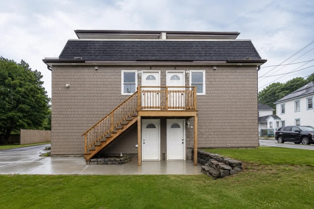 3 bed, 1 bath apartment for rent at 53 Berkley Unit B, Taunton