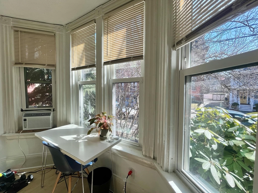 2 bed, 1 bath apartment for rent at 53 Bow Unit 1, Union Square — photo 3 of 30