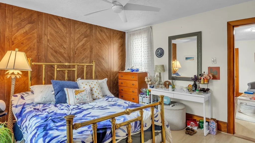 4 bed, 1 bath apartment for rent at 53 Bow Unit 2, Union Square — photo 14 of 35