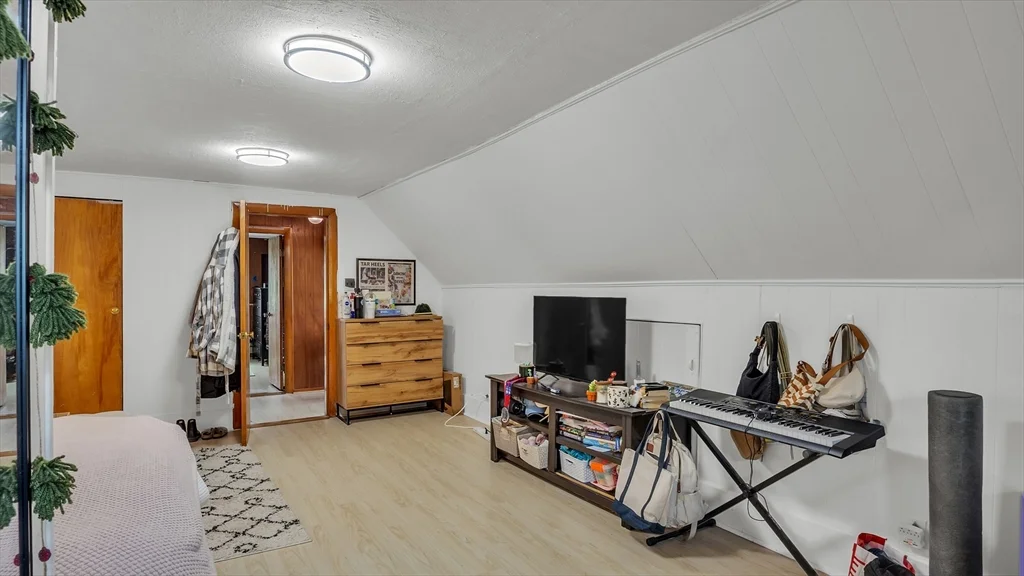 4 bed, 1 bath apartment for rent at 53 Bow Unit 2, Union Square — photo 12 of 35
