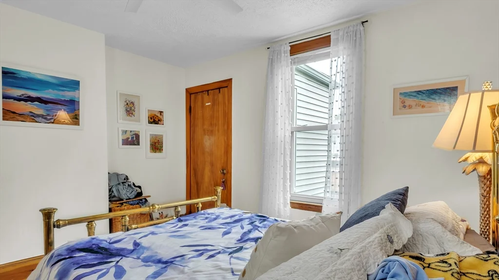 4 bed, 1 bath apartment for rent at 53 Bow Unit 2, Union Square — photo 16 of 35