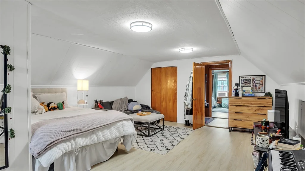 4 bed, 1 bath apartment for rent at 53 Bow Unit 2, Union Square — photo 10 of 35