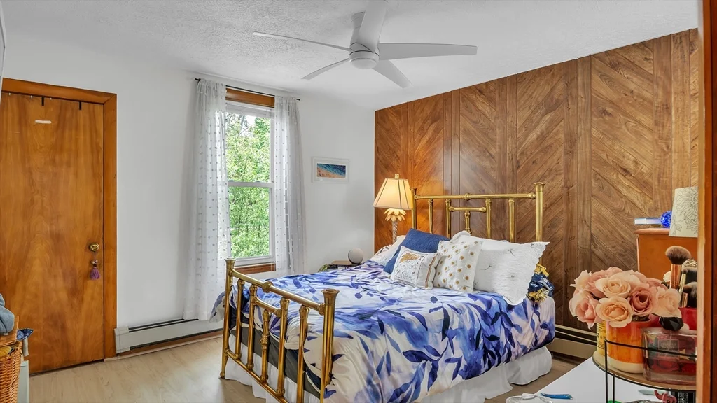 4 bed, 1 bath apartment for rent at 53 Bow Unit 2, Union Square — photo 13 of 35